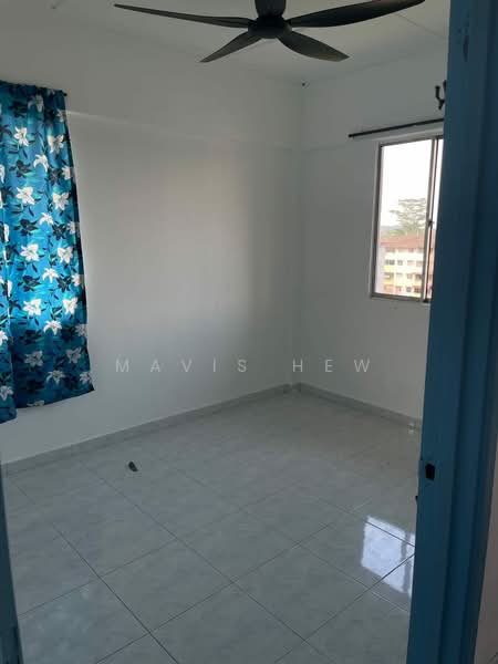 Rumah Flat untuk Disewa di TAMAN RINTING - Mavis Hew - Interior - PropertyGuru.com.my