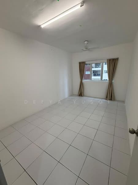 Condominium for Rent at Residensi Sateria - Deeya Yusof - PropertyGuru.com.my