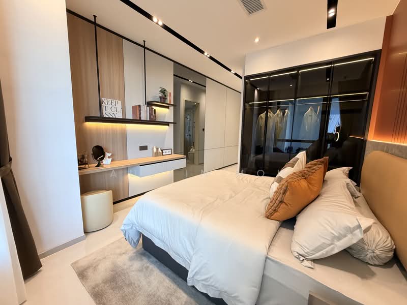 Service Residence for Sale at R&F Princess Cove Phase 1 - Austin Moh - Bedroom - PropertyGuru.com.my
