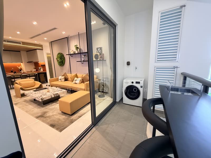 Service Residence for Sale at R&F Princess Cove Phase 1 - Austin Moh - Living Room - PropertyGuru.com.my