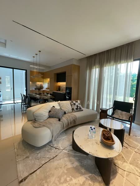Rumah Teres 3 Tingkat untuk Dijual di Cyberjaya (Selangor) - Tank Tan - Living Room - PropertyGuru.com.my