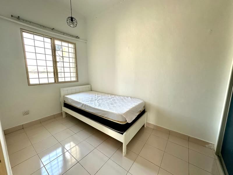 Kondominium untuk Dijual di Juta Mines - Ishak Ramli - Bedroom - PropertyGuru.com.my