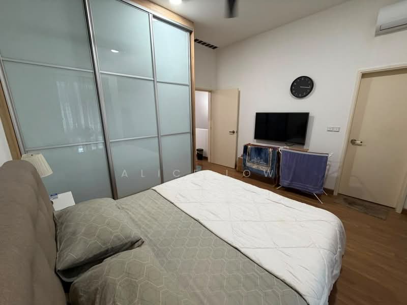 Rumah Teres untuk Dijual di Kota Emerald (Rawang) - Alice Low - Bedroom - PropertyGuru.com.my
