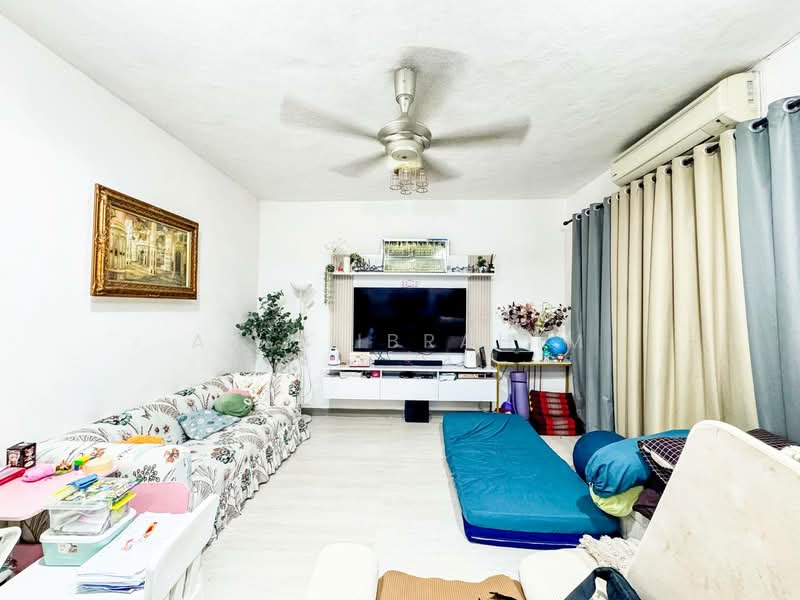 2-storey Terraced House for Sale in Taman Selayang Indah (Selayang) - Azli Ibrahim - Living Room - PropertyGuru.com.my