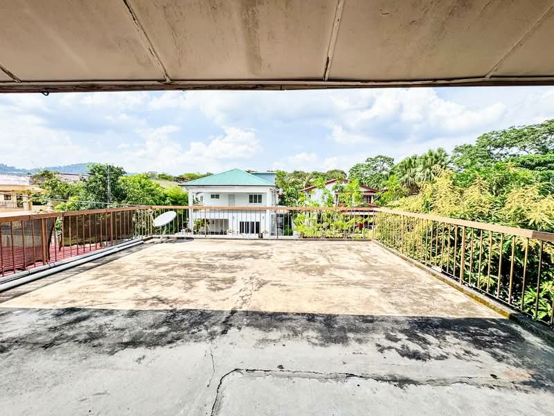 2-storey Terraced House for Sale in Taman Selayang Indah (Selayang) - Azli Ibrahim - Exterior - PropertyGuru.com.my