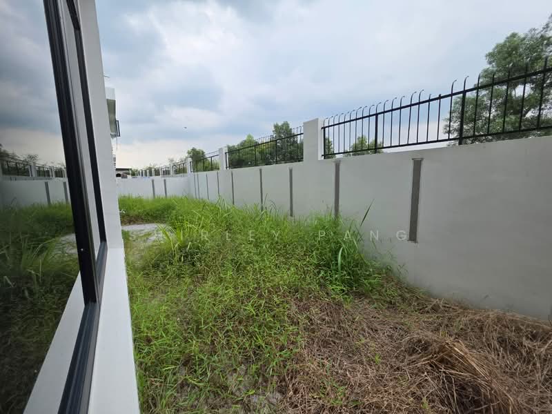 Rumah Berkembar untuk Dijual di Taman Sutera Utama (Skudai) - Shirley Pang - Exterior - PropertyGuru.com.my