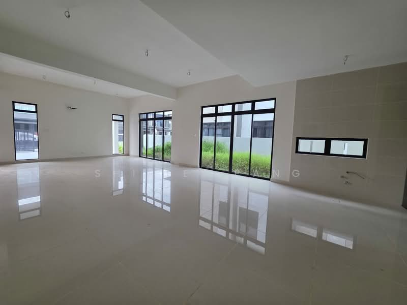 Rumah Berkembar untuk Dijual di Taman Sutera Utama (Skudai) - Shirley Pang - Living Room - PropertyGuru.com.my