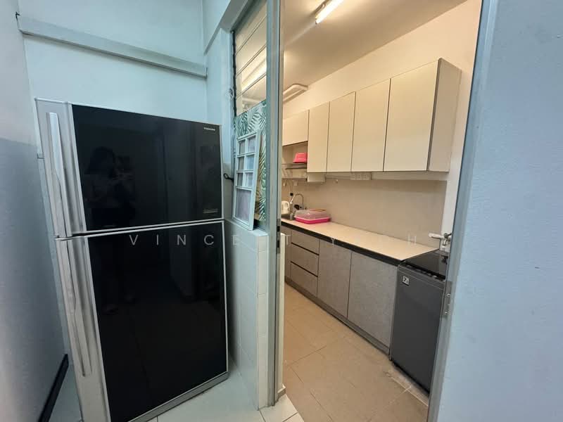 Service Residence for Rent at Platinum Lake PV 21 - Vincent Yeoh - Kitchen - PropertyGuru.com.my