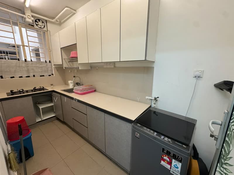 Service Residence for Rent at Platinum Lake PV 21 - Vincent Yeoh - Kitchen - PropertyGuru.com.my