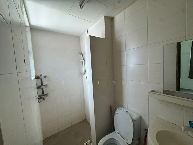 Service Residence for Rent at Platinum Lake PV 21 - Vincent Yeoh - Bathroom - PropertyGuru.com.my