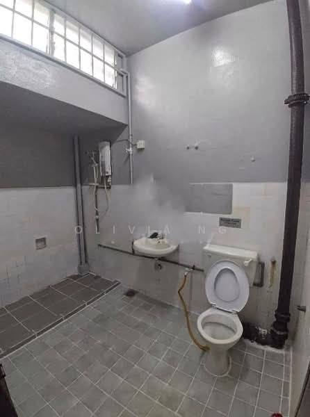 2-storey Terraced House for Rent in Taman Cheras (Cheras) - Olivia Ng - Bathroom - PropertyGuru.com.my