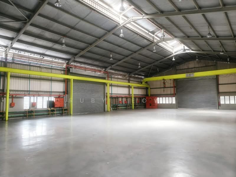 Warehouse for Rent in Taman Kota Puteri (Masai) - Ruby Teow - Interior - PropertyGuru.com.my