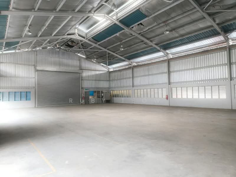 Warehouse for Rent in Taman Kota Puteri (Masai) - Ruby Teow - Interior - PropertyGuru.com.my