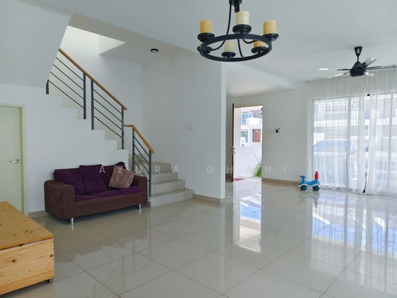 Rumah Teres 2 Tingkat untuk Dijual di Kepala Batas (Penang) - Azura Ghani - Living Room - PropertyGuru.com.my