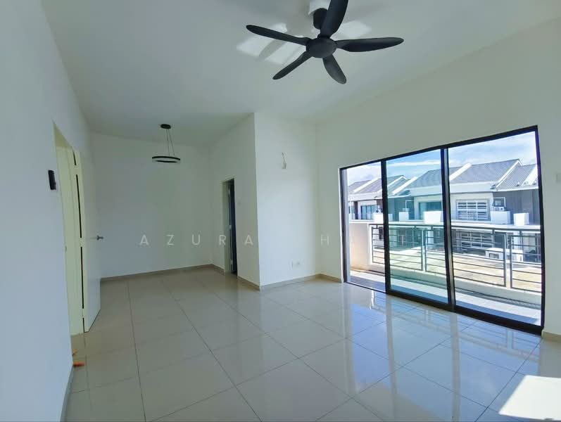 Rumah Teres 2 Tingkat untuk Dijual di Kepala Batas (Penang) - Azura Ghani - Living Room - PropertyGuru.com.my