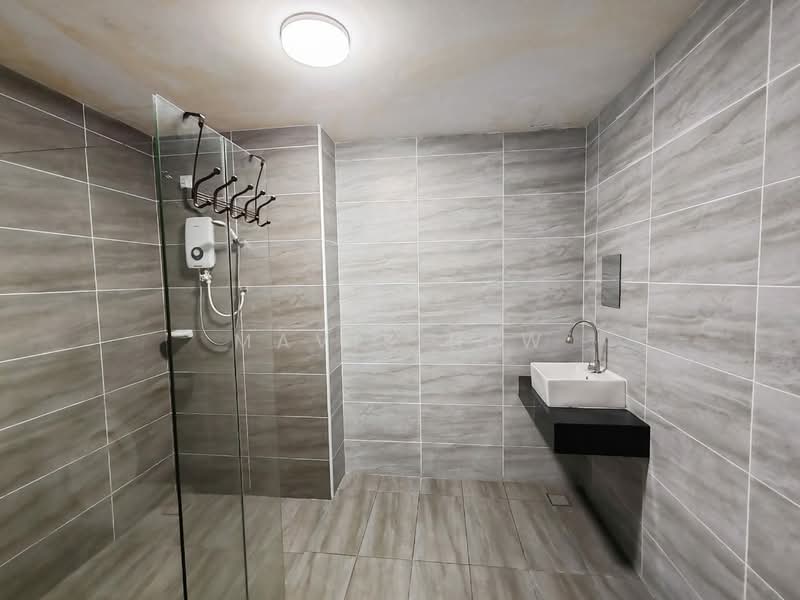 Servis Apartment untuk Disewa di KSL Residence @ Daya - Mavis Hew - Bathroom - PropertyGuru.com.my