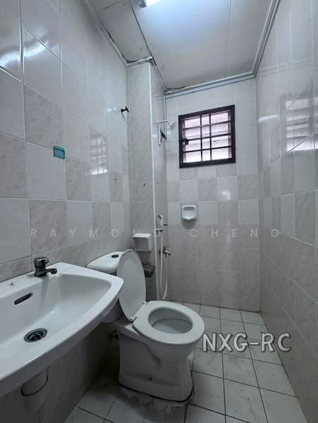 2-storey Terraced House for Rent in Bandar Botanic (Klang) - Raymond Cheng - Bathroom - PropertyGuru.com.my