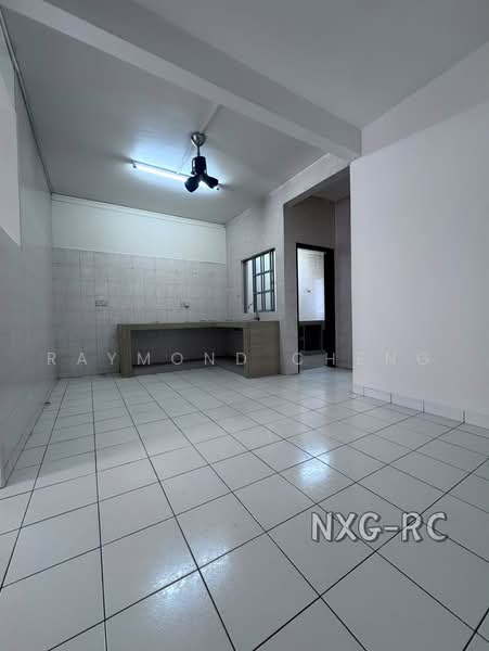 2-storey Terraced House for Rent in Bandar Botanic (Klang) - Raymond Cheng - Kitchen - PropertyGuru.com.my
