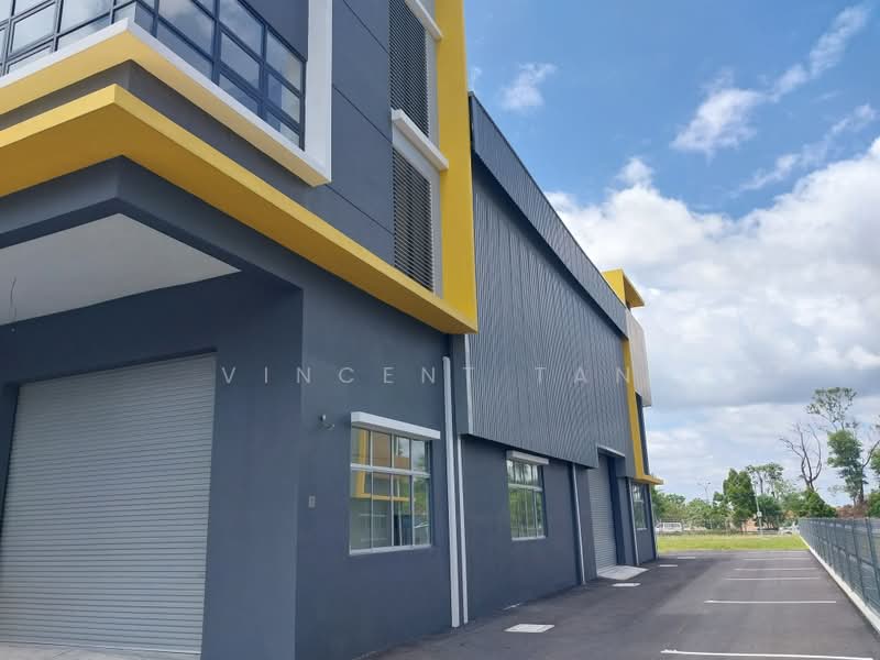 Semi-D Factory for Rent in Nilai (Negeri Sembilan) - Vincent Tan - Exterior - PropertyGuru.com.my