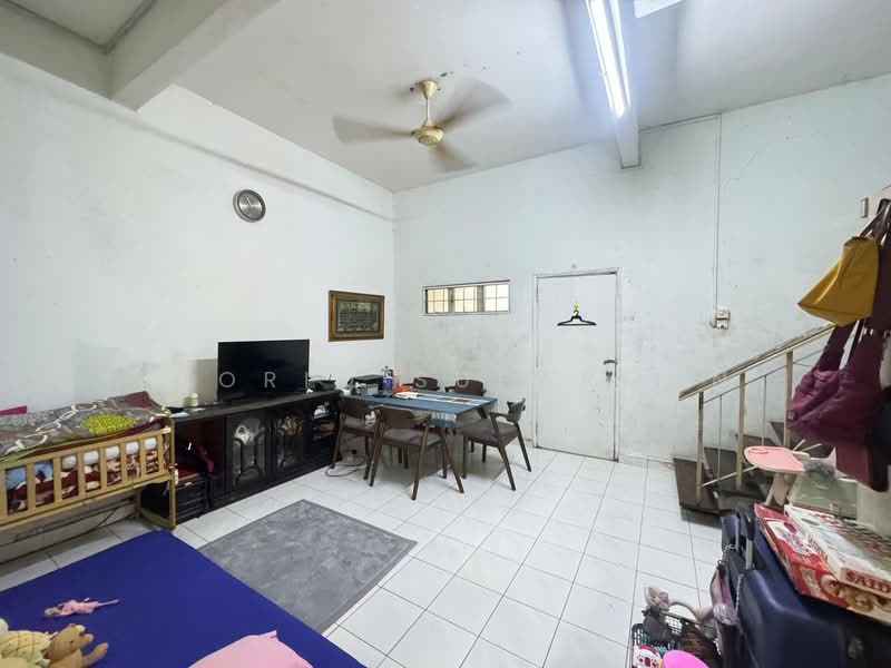 Rumah Teres 2 Tingkat untuk Dijual di Ampang Jaya (Ampang) - Thoriq Suparman - Living Room - PropertyGuru.com.my