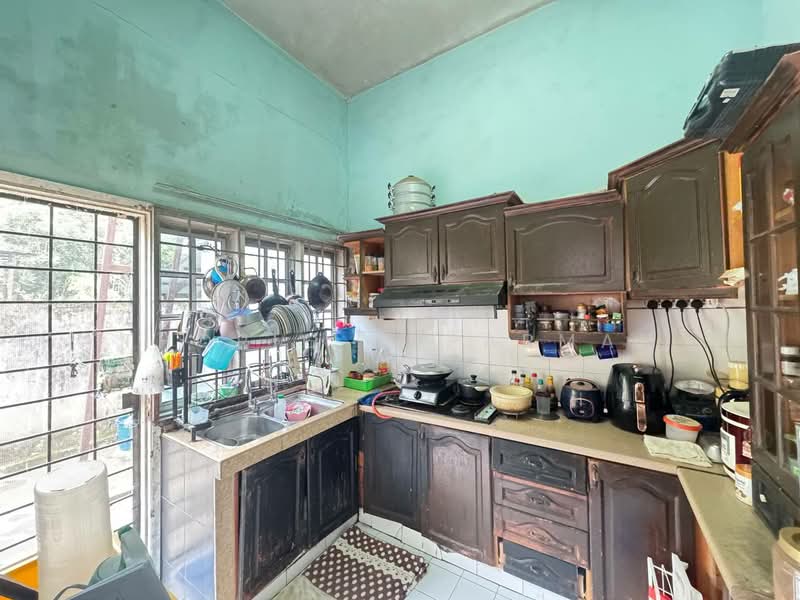 Rumah Teres 2 Tingkat untuk Dijual di Ampang Jaya (Ampang) - Thoriq Suparman - Kitchen - PropertyGuru.com.my