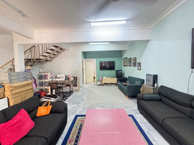 Rumah Teres 2 Tingkat untuk Dijual di Ampang Jaya (Ampang) - Thoriq Suparman - Living Room - PropertyGuru.com.my
