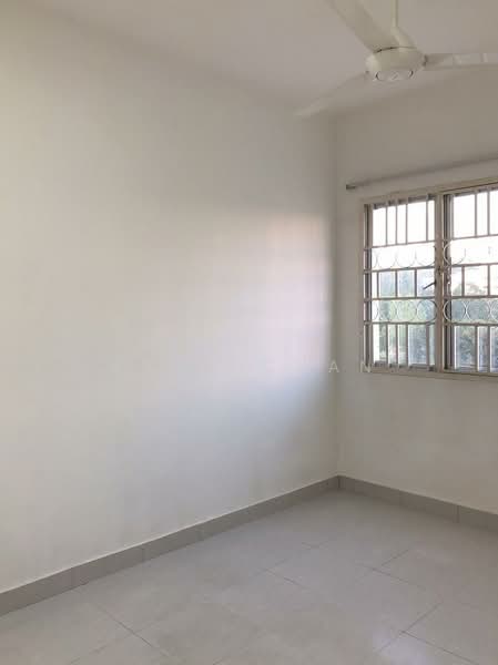 Pangsapuri untuk Dijual di Seri Intan Apartment - Evan Chan - Interior - PropertyGuru.com.my