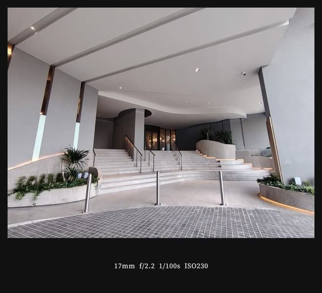 Servis Apartment untuk Dijual di Est8 - sau yong yap - Exterior - PropertyGuru.com.my