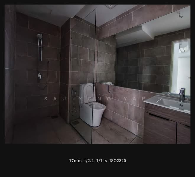 Servis Apartment untuk Dijual di Est8 - sau yong yap - Bathroom - PropertyGuru.com.my
