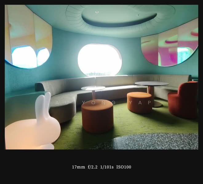 Servis Apartment untuk Dijual di Est8 - sau yong yap - Living Room - PropertyGuru.com.my