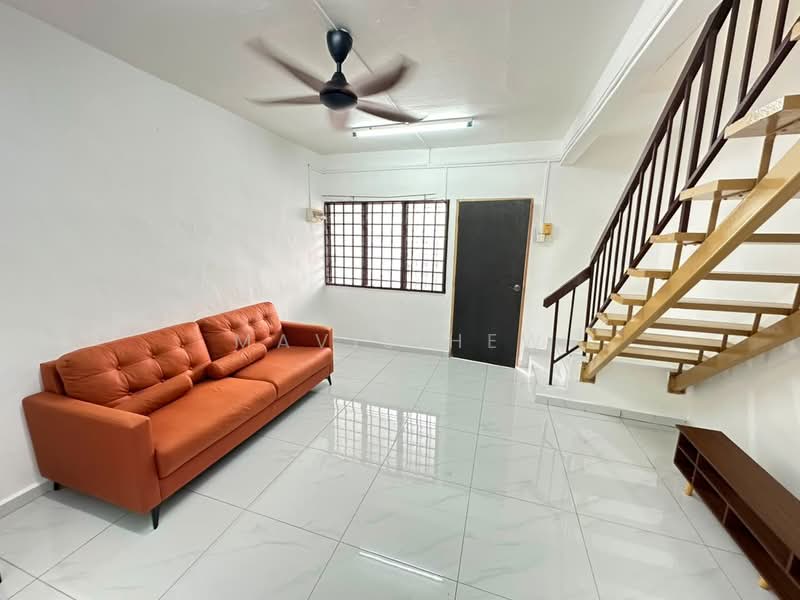 2-storey Terraced House for Rent in Taman Puteri Wangsa (Ulu Tiram) - Mavis Hew - Living Room - PropertyGuru.com.my