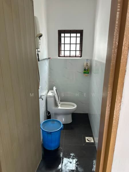 2-storey Terraced House for Rent in Taman Puteri Wangsa (Ulu Tiram) - Mavis Hew - Bathroom - PropertyGuru.com.my
