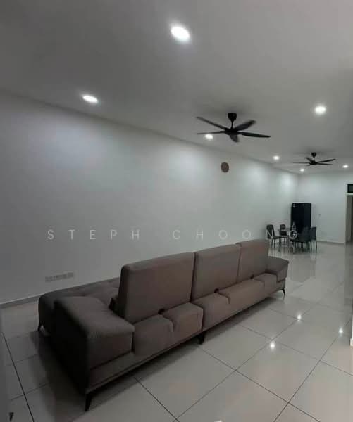 Rumah Teres untuk Disewa di Taman Desa Tebrau (Tebrau) - Steph Choong - Living Room - PropertyGuru.com.my