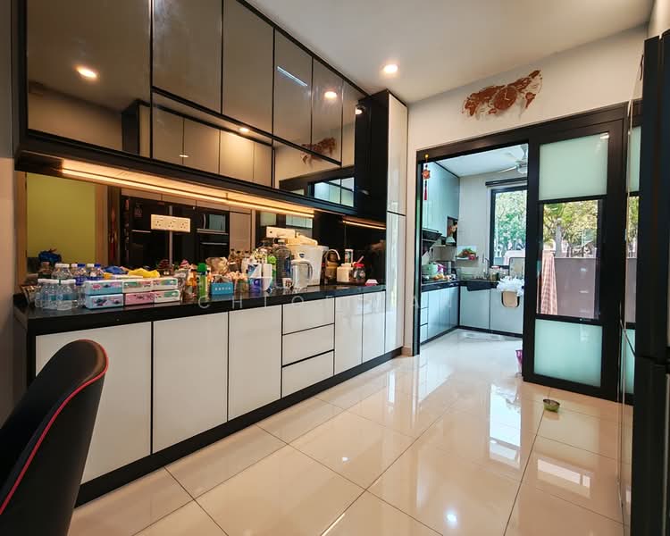 2-storey Terraced House for Sale in Telok Panglima Garang (Selangor) - Chloe Tan - Kitchen - PropertyGuru.com.my