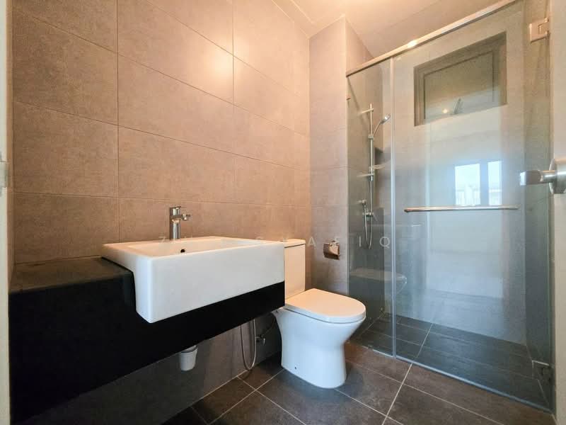 Servis Apartment untuk Dijual di Sunway Avila Residences - Zul Syafiq - Bathroom - PropertyGuru.com.my