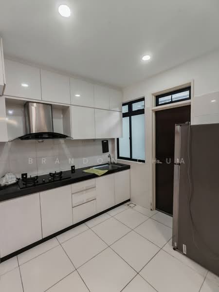 Service Residence for Rent at Sky View - Brandon Chua - Kitchen - PropertyGuru.com.my