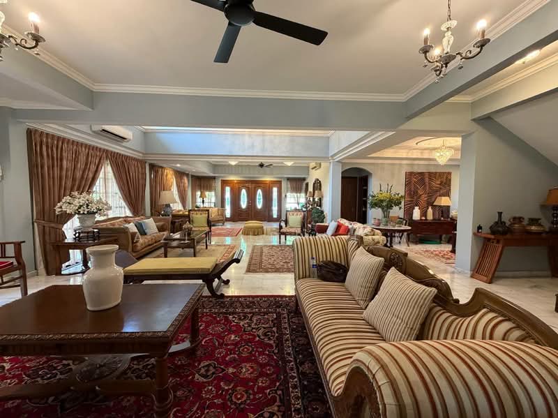 Bungalow for Sale in Taman TAR (Tun Abdul Razak) (Ampang) - Azli Ibrahim - Living Room - PropertyGuru.com.my