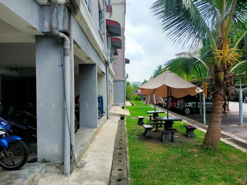 Pangsapuri untuk Dijual di Bangi Idaman Apartment - Rashidah Juremi - Exterior - PropertyGuru.com.my