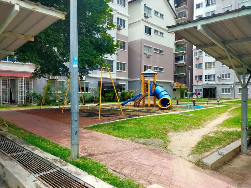 Pangsapuri untuk Dijual di Bangi Idaman Apartment - Rashidah Juremi - Exterior - PropertyGuru.com.my