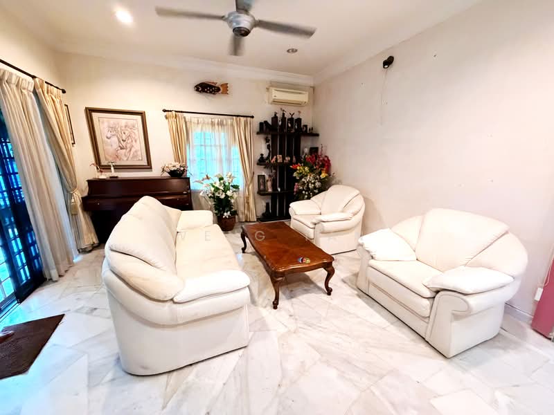 Rumah Banglo untuk Disewa di SS1 (Petaling Jaya) - Weng Tan - Living Room - PropertyGuru.com.my