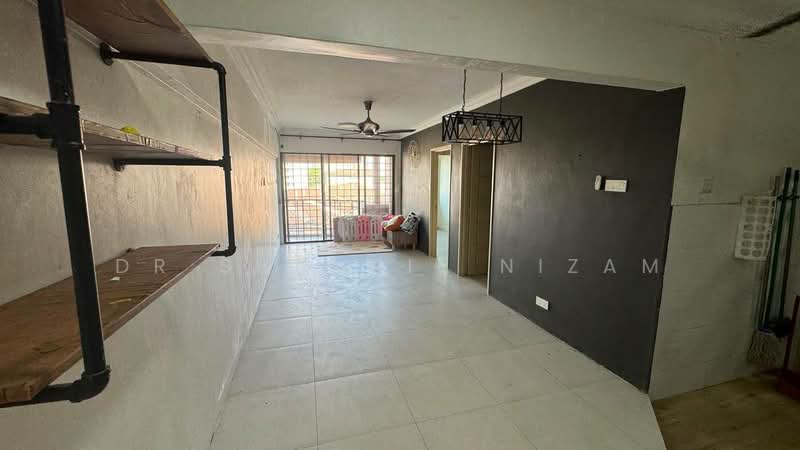 Pangsapuri untuk Disewa di Pangsapuri Perdana - Dr Shahril Nizam - Living Room - PropertyGuru.com.my