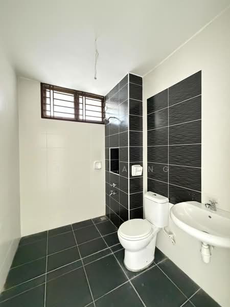 2-storey Terraced House for Sale in Taman Dato Onn (Johor Bahru) - Stella Ng - Bathroom - PropertyGuru.com.my