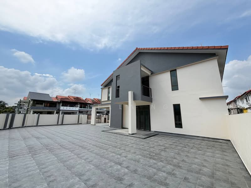 2-storey Terraced House for Sale in Taman Dato Onn (Johor Bahru) - Stella Ng - Exterior - PropertyGuru.com.my