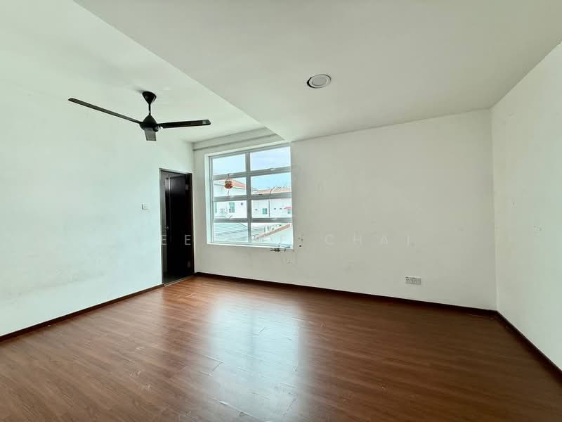 Semi-Detached House for Rent in Miri (Sarawak) - Yee Sze Chai - PropertyGuru.com.my