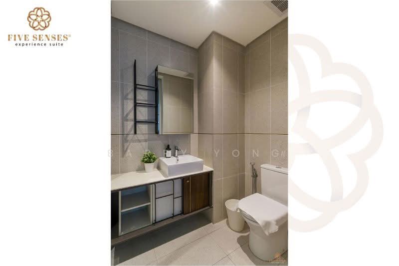 Service Residence for Rent at Millerz Square Serviced Residence - Barry Yong - Bathroom - PropertyGuru.com.my