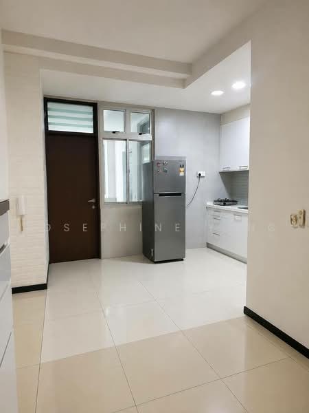 Kondominium untuk Dijual di The Seed Taman Sutera Utama - Josephine Yong - Kitchen - PropertyGuru.com.my