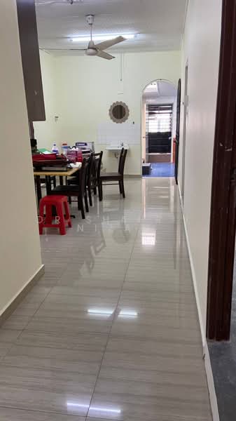 1-storey Terraced House for Rent in Bukit Kemuning (Shah Alam) - Dr Shahril Nizam - Corridor - PropertyGuru.com.my