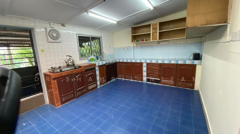 1-storey Terraced House for Rent in Bukit Kemuning (Shah Alam) - Dr Shahril Nizam - Kitchen - PropertyGuru.com.my