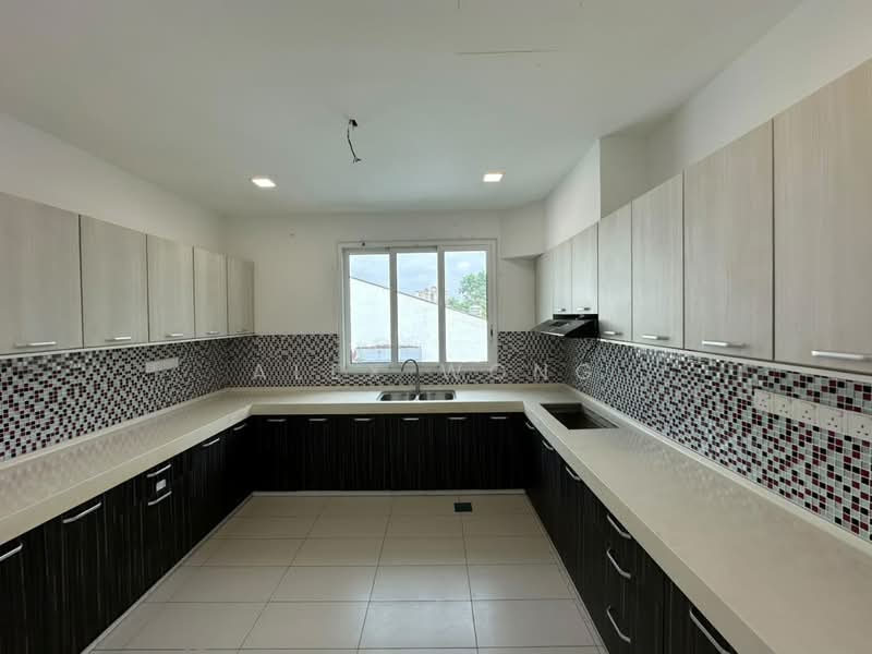 Bungalow for Rent in Kuala Lumpur (Kuala Lumpur) - Alex Wong - Kitchen - PropertyGuru.com.my