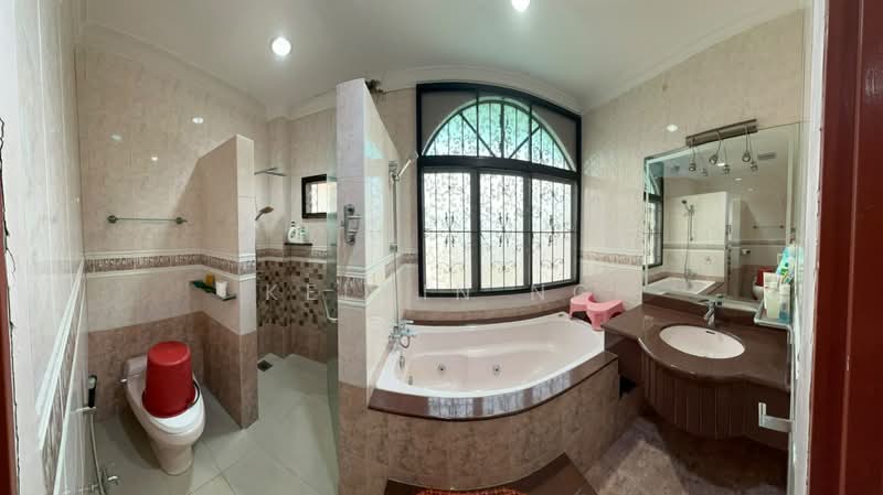 2-storey Terraced House for Sale in Ujong Pasir (Melaka) - Kelvin Ng - Bathroom - PropertyGuru.com.my